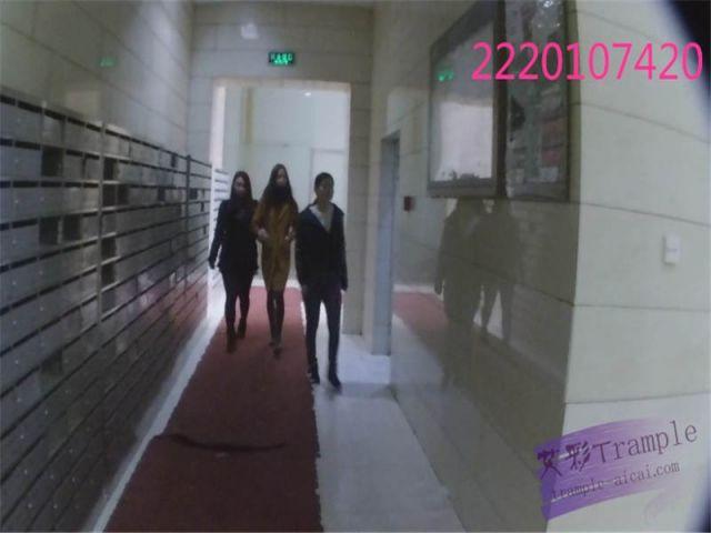 （情景剧）两女老大虐死欠债的