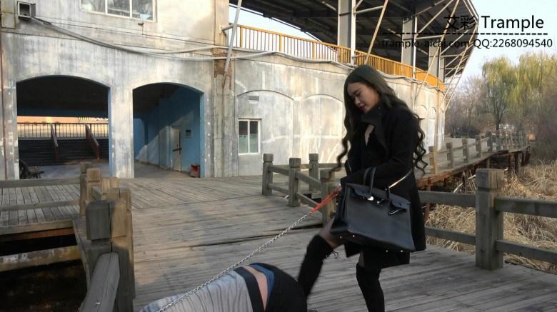 户外骑马 靴底极限羞辱