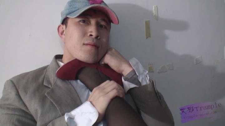 红衣女杀手的任务—含高抬腿踩脖子吐血