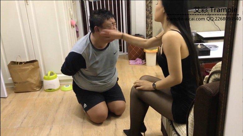 明妃S精彩小偷剧情（有圣水）