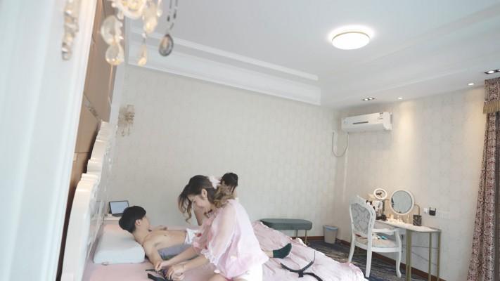 『奴隶岛』—[MagicIMirror 魔镜少女]—星奈&尔岚双s裸足踩瘦奴 MM-220527