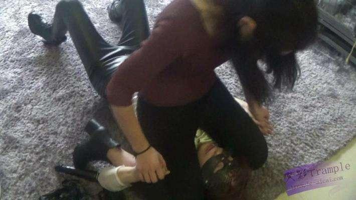 女女剧情羞辱骑马虐屯