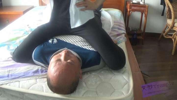 燕子女主骑马坐脸窒息 燕子女主骑马坐脸窒息