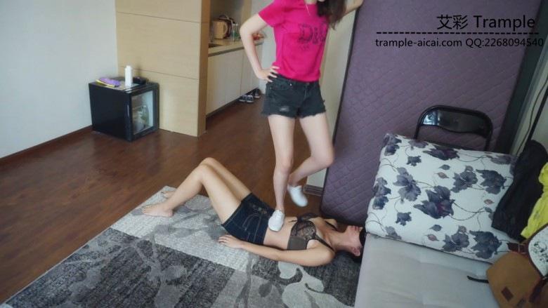 『小妮女女』白布鞋虐待女奴