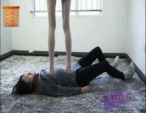 东北超靓美女调教女奴 G-NV-173