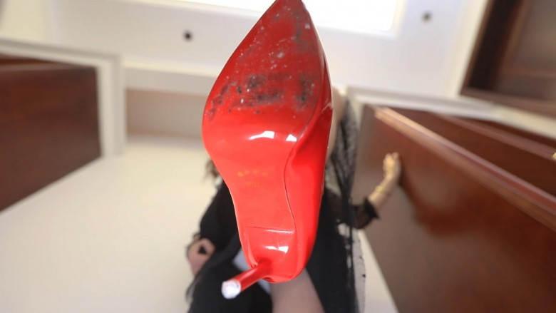 『奴隶岛』—被缩小的你POV