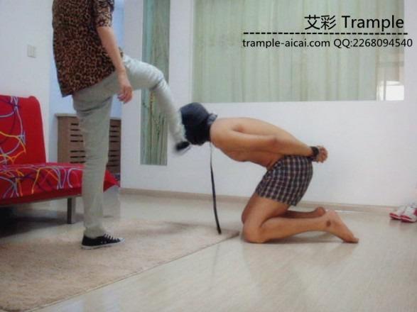 校花帆布鞋暴力调教贱同学 校花帆布鞋暴力调教贱同学