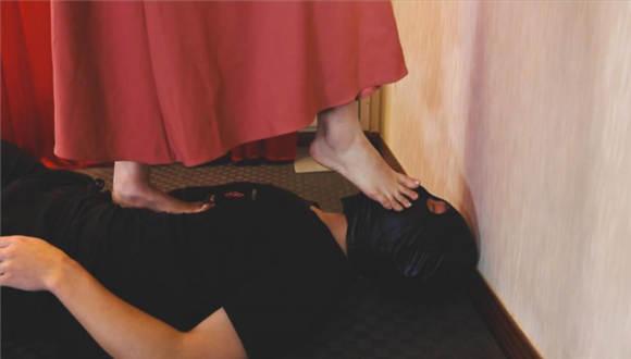 『奴隶岛』—新人麦可颂的美足课程处女作