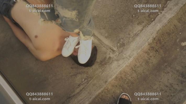 【婉慈Icon】绝版-南一天台暴力虐尾随男（航拍，踩烂舌头） TTTIO-20220129