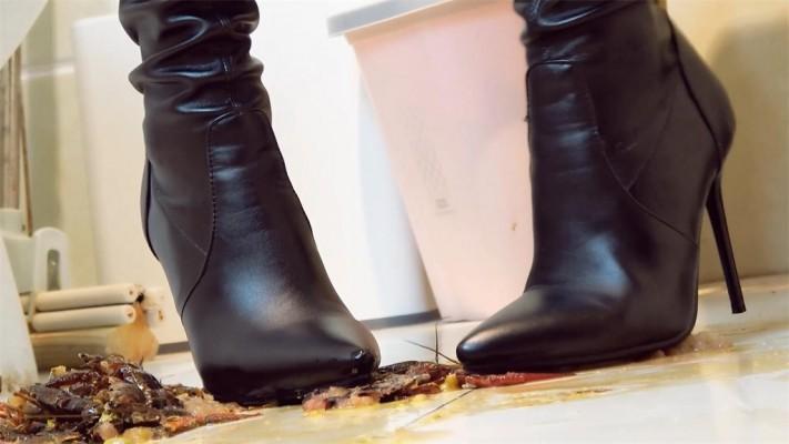 【婧児小主】晓G全语言GTS Crush双靴虐杀小奴隶们戏谑嘲笑把龙虾踩成肉酱 YC-220523-7