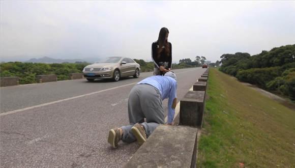 『奴隶岛』—灵灵户外人形犬训练