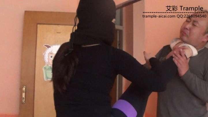 剧情片蒙面女杀手入室杀害卧底警察