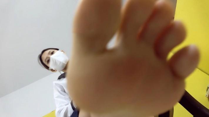 【婧児小主】GTS臭丝脚POV-你怎么变得这么渺小了晓G踩小人YC-220814-6