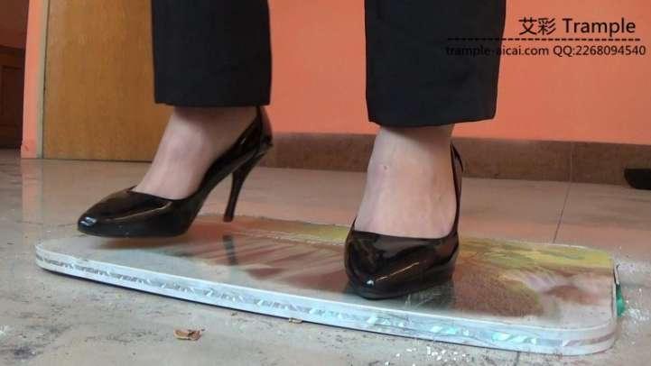 职业装木板压碎2