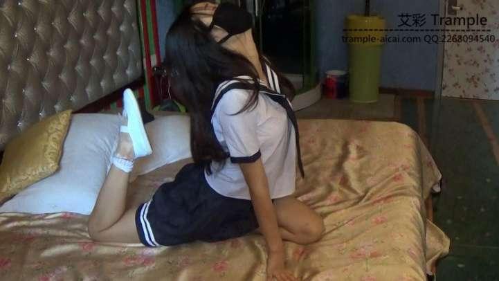 女生虐死快递工