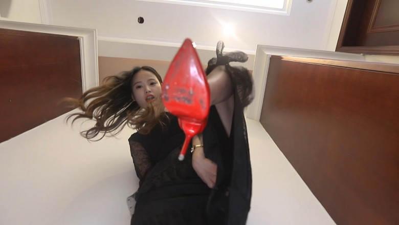 『奴隶岛』—被缩小的你POV