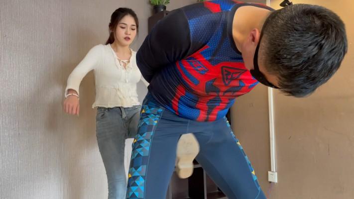 【蛋碎娇娃】『超S·联盟』白靴少女直播废掉色狼 YC-220408