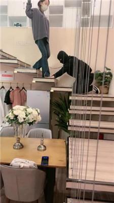 【九九女王】双S-教训出轨男-遛狗爬行/骑马/舔脏鞋底/踩踏