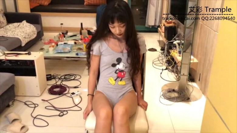 最强女M大战98年性感女王！