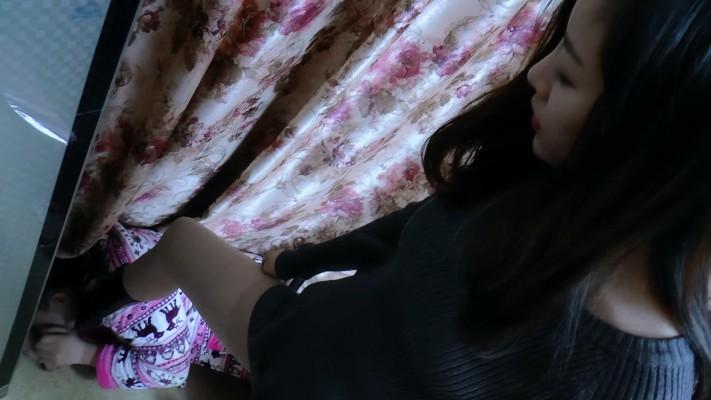 【松岛女神】超狠踢裆 脚脚到肉挨个踢废 【松岛女神】超狠踢裆 脚脚到肉挨个踢废