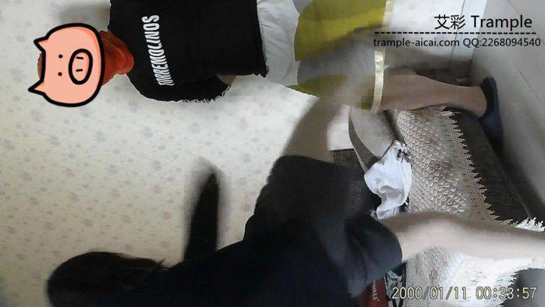 不良小女生全面脚玩弄