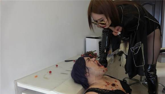 【冷柔】水果浓痰狂吐伪娘