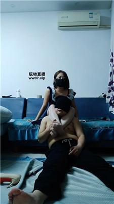 【樊儿】骑马鞭打-肉丝脚踩虐 JS250416-11