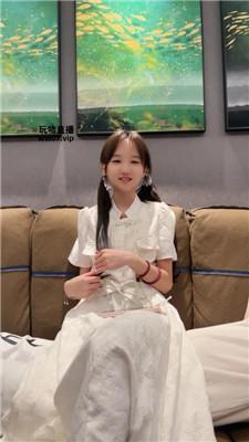 【猴歌】腿绞坐脸窒息-皮鞋白袜踩 bf51588