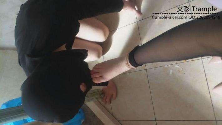 美容院美女的第一次玩耍