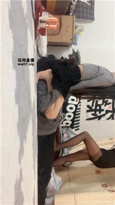【Wh情侣】双S-丝袜美腿踩/拴狗链/坐脸窒息【双视角版】 JS250312-28