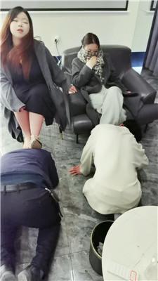 【月喧女王】双S双M-磕头求素人S虐待【双视角版】JS250207-10