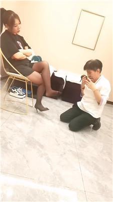 【带刺的玫瑰】按摩技师求做女顾客的狗 JS250429-11