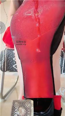 【彤彤】吧唧    250208-28