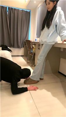 【esse殿下】连环抽耳光打手心 bf49216