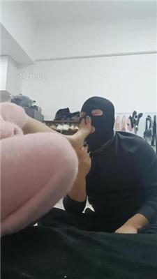 【冷皇】袜子塞嘴暴力踢踹