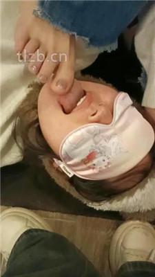 【爱可呀】双S-伺候超模学姐-胯下羞辱/舔脚清理鞋底