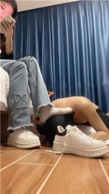 【沐沐大大】滴蜡小白鞋白袜狂舔 bf49533