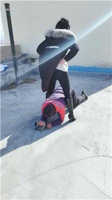 【斯羽情侣主】户外狗链拴狗虐【双视角版】  JS250329-6