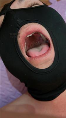 【水凝】高跟黑丝碾压踩虐 JS250208-1