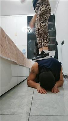 【李老师】运动鞋白袜踩踏【双视角版】 JS250309-3