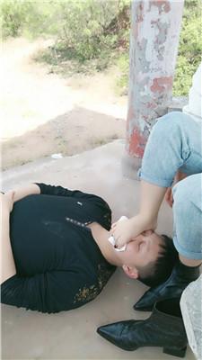 【珍惜女王】户外凉亭舔脏鞋玉足 JS250427-5