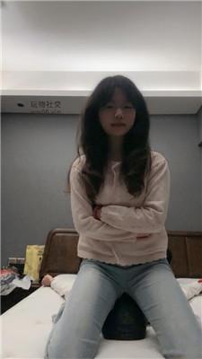 【猴歌】腿绞牛仔裤坐脸/白袜脚踩 bf50401