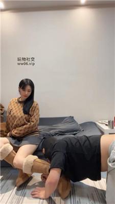 【松紫大大】长靴踩虐胯下辱/口吐喂食/舔卫生巾/白袜蹂躏 bf49451