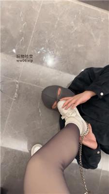 【素人挖掘机】S首调-小白鞋白袜黑丝 bf50166