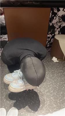 【白兔】赏赐圣水-磕头舔脏鞋黑棉袜 JS250305-20