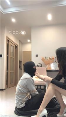 【小麦】长靴踩虐/五花大绑袜子塞嘴/鞭打/舔脏鞋底/求圣水