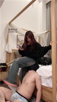 【黑兔】强制闻臭鞋/休闲鞋黑棉袜跳踩 bf49590