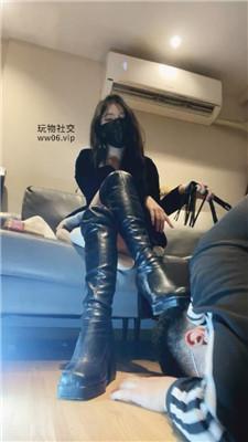 【悠悠大魔王】脏靴底喂食伺候 bf50380