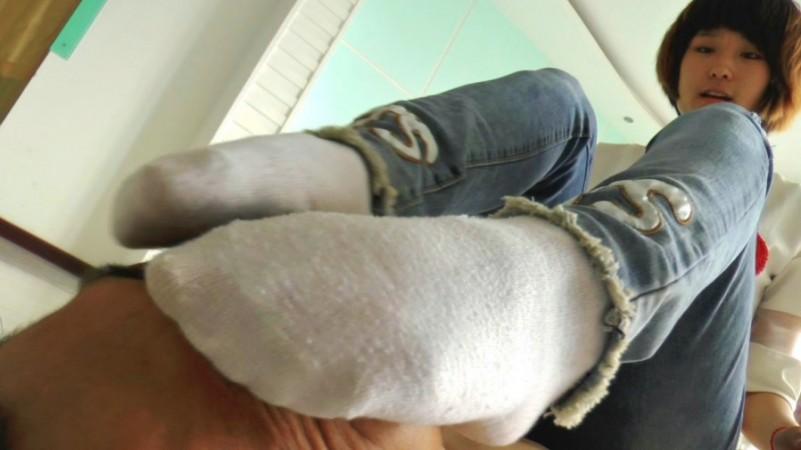 小月屁股压杀 残酷站脸跺踩JJ