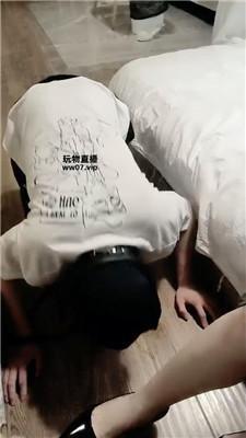 【绾绾】肉丝脚踩踏鞭打-强制圣水 JS250515-15